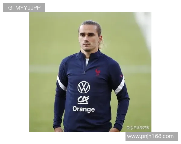 没有眉毛的足球明星如何在绿茵场上创造传奇故事与个人魅力